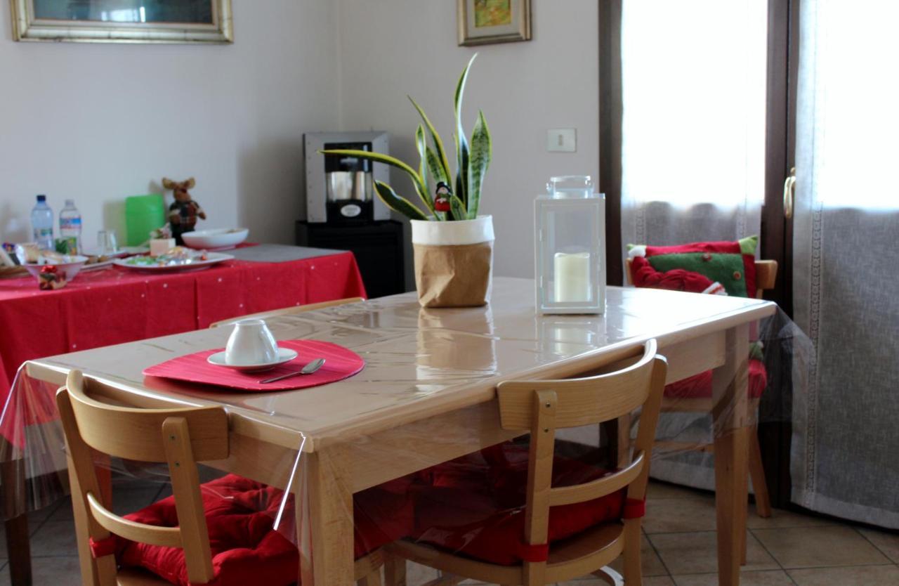 B. & B. Nabucco Bed & Breakfast Parma Bagian luar foto